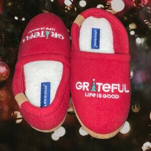 Life is Good Slippers Womens 5/6 Grateful Red White Fleece Plush House Shoes
